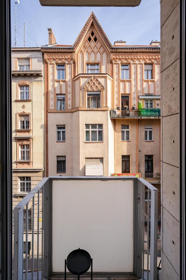 Blue Sky Apartment Budapest Exteriör bild